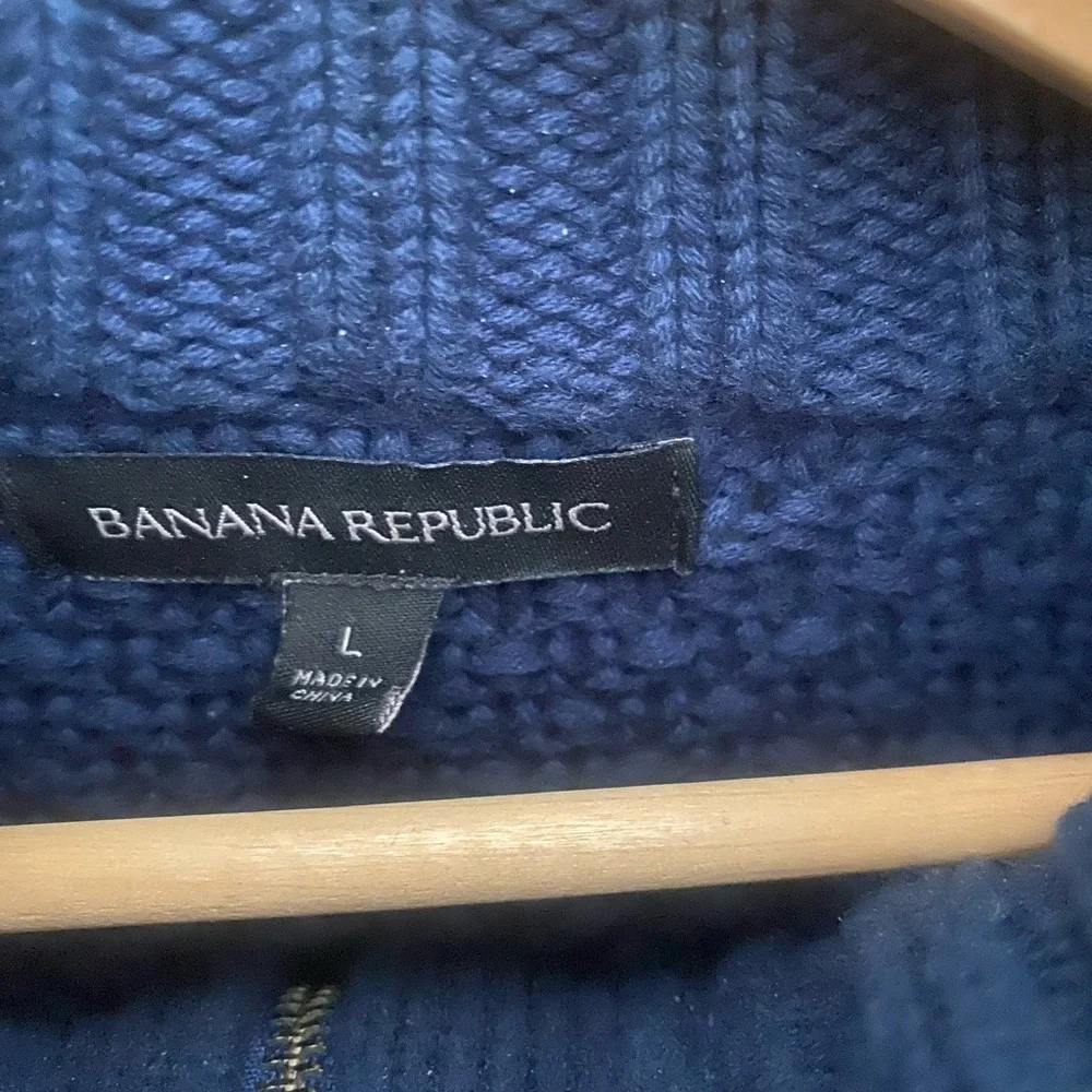 Banana Republic elegant navy